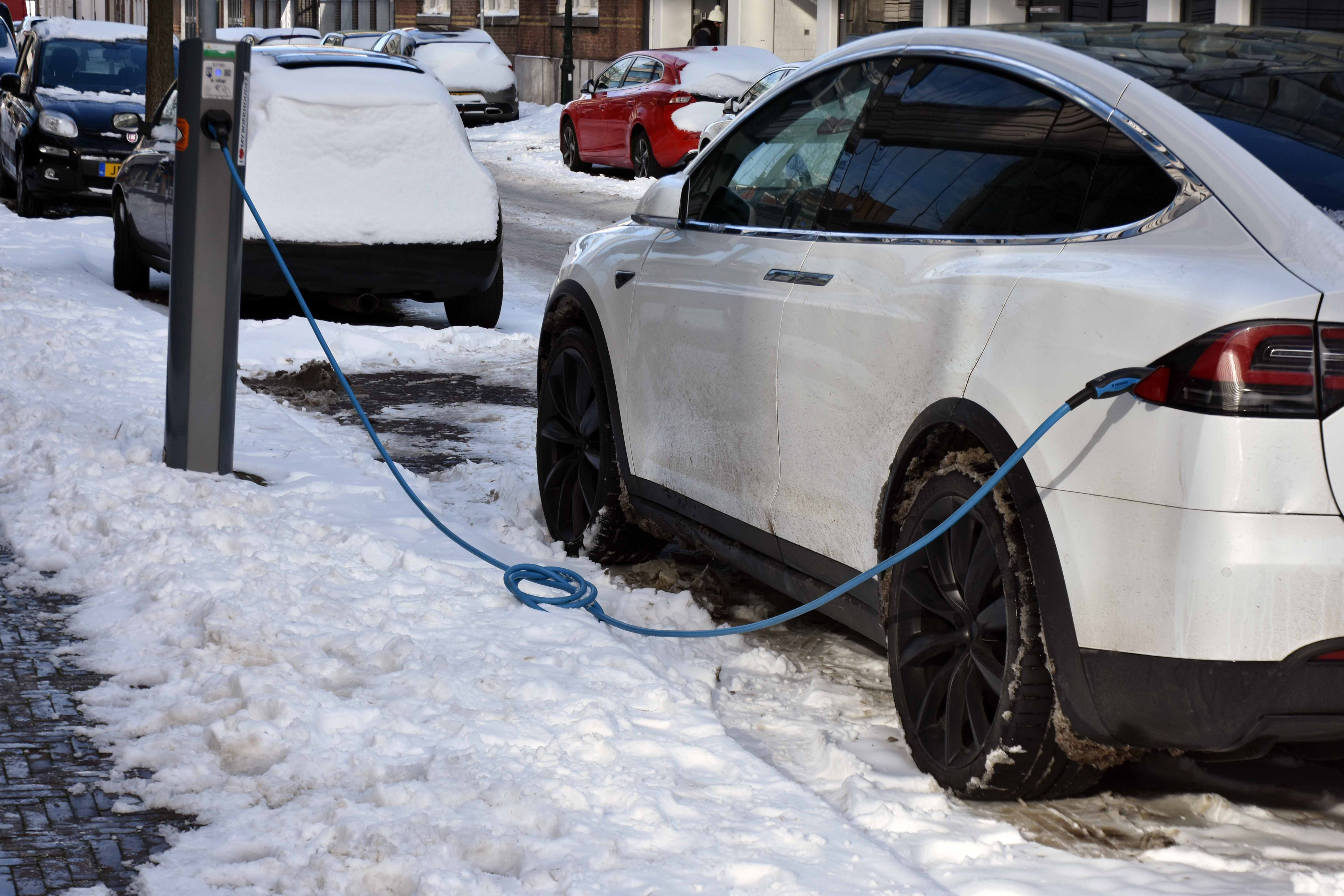 Elektroauto im Winter: So verlängerst du die Reichweite