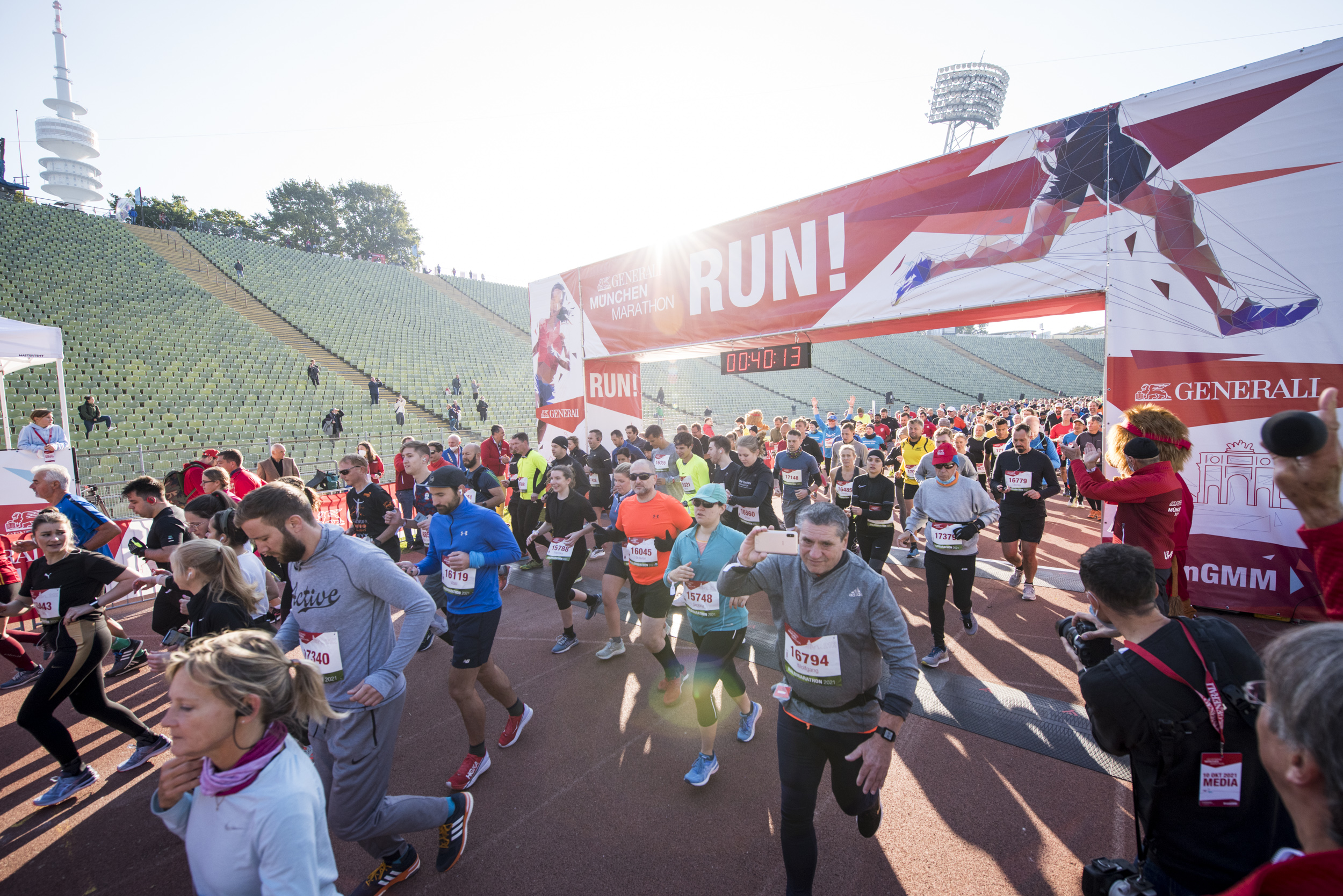 Läufer beim Start des Generali München Marathon