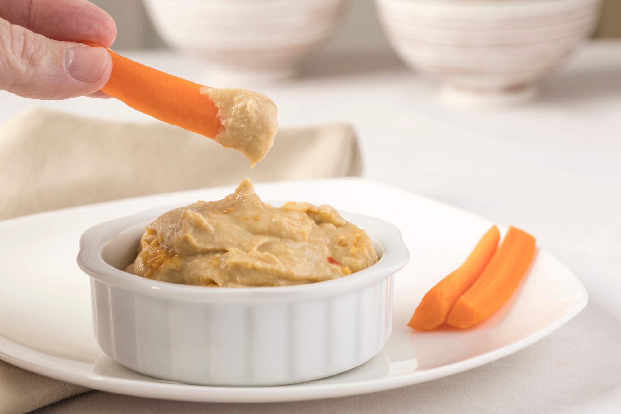 Hummus mit Karotten-Dip