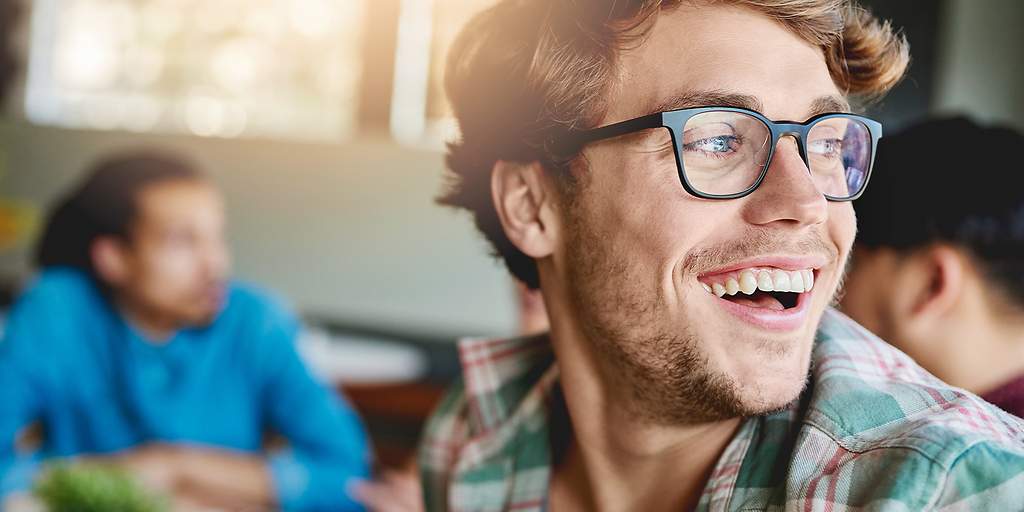 Krankenvollversicherung, Grundschutz für Studenten und Auszubildende