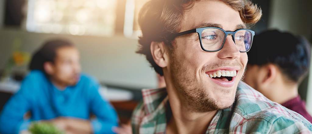 Krankenvollversicherung, Grundschutz für Studenten und Auszubildende